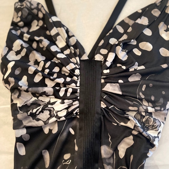 VINTAGE Versace Gianni Versace Label Ruched Bust Floral Dress IT 42 - Picture 3 of 15